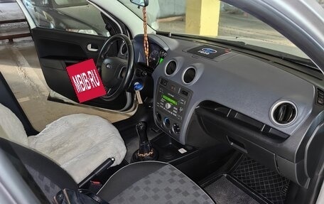 Ford Fusion I, 2006 год, 530 000 рублей, 10 фотография