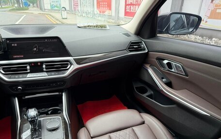 BMW 3 серия, 2022 год, 2 990 000 рублей, 11 фотография