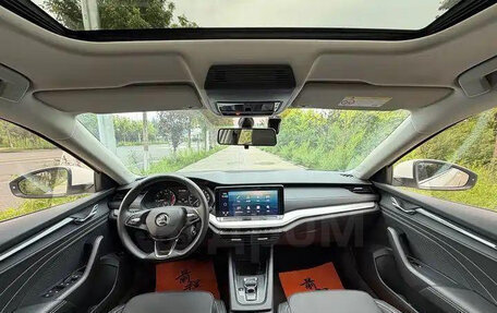 Skoda Octavia IV, 2023 год, 2 270 000 рублей, 9 фотография