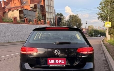Volkswagen Passat B8 рестайлинг, 2015 год, 1 900 000 рублей, 8 фотография