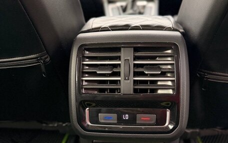 Volkswagen Passat B8 рестайлинг, 2015 год, 1 900 000 рублей, 24 фотография