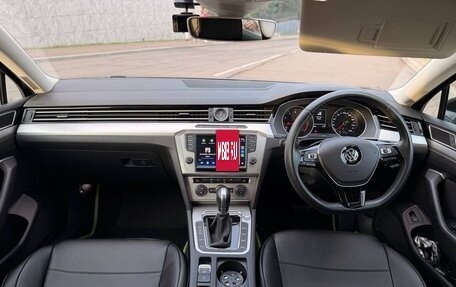Volkswagen Passat B8 рестайлинг, 2015 год, 1 900 000 рублей, 17 фотография