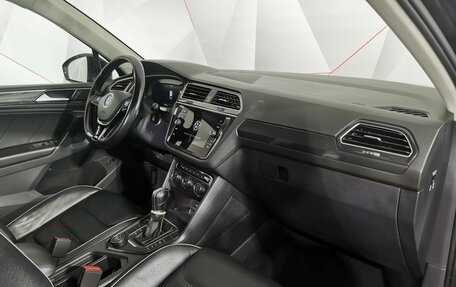 Volkswagen Tiguan II, 2018 год, 1 775 000 рублей, 12 фотография