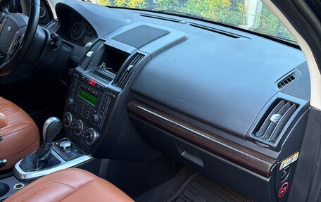 Land Rover Freelander II рестайлинг 2, 2011 год, 1 490 000 рублей, 10 фотография