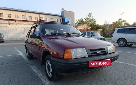 ИЖ 2126 «Ода», 2001 год, 140 000 рублей, 2 фотография