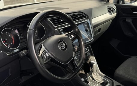 Volkswagen Tiguan II, 2019 год, 2 290 000 рублей, 11 фотография