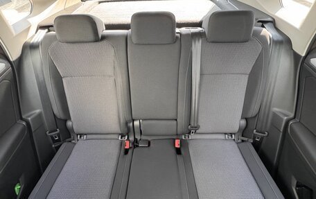 Volkswagen Tiguan II, 2019 год, 2 290 000 рублей, 18 фотография
