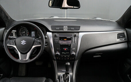 Suzuki Kizashi, 2011 год, 1 050 000 рублей, 10 фотография