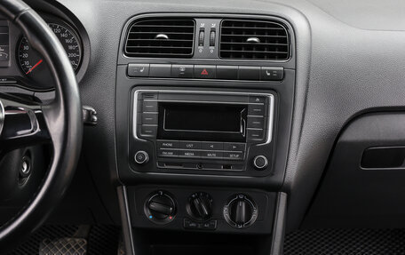 Volkswagen Polo VI (EU Market), 2016 год, 898 000 рублей, 15 фотография