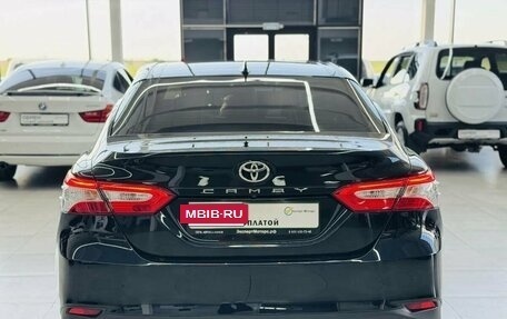 Toyota Camry, 2021 год, 2 999 000 рублей, 6 фотография