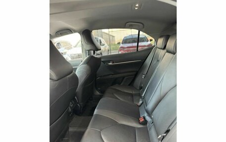 Toyota Camry, 2021 год, 2 999 000 рублей, 16 фотография