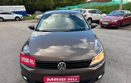 Volkswagen Jetta VI, 2012 год, 790 000 рублей, 3 фотография