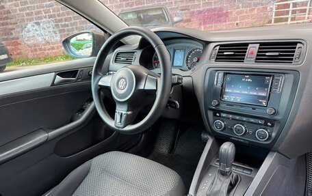 Volkswagen Jetta VI, 2012 год, 790 000 рублей, 20 фотография
