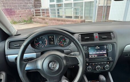 Volkswagen Jetta VI, 2012 год, 790 000 рублей, 18 фотография