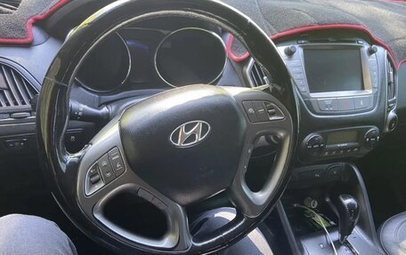 Hyundai ix35 I рестайлинг, 2014 год, 999 999 рублей, 10 фотография