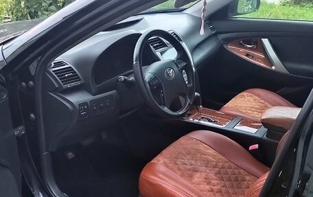 Toyota Camry, 2010 год, 1 150 000 рублей, 9 фотография