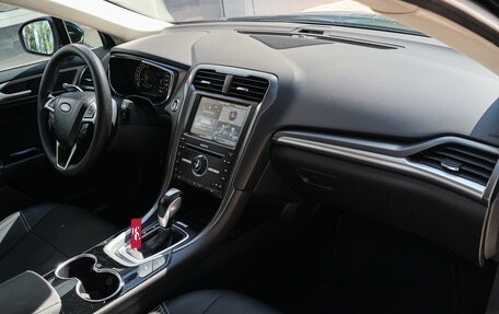 Ford Mondeo V, 2015 год, 1 600 000 рублей, 7 фотография