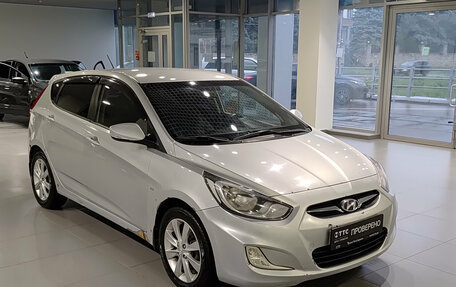 Hyundai Solaris II рестайлинг, 2012 год, 664 000 рублей, 3 фотография