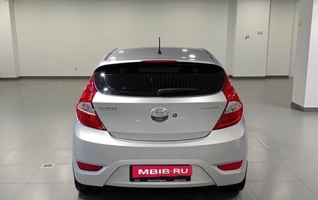 Hyundai Solaris II рестайлинг, 2012 год, 664 000 рублей, 6 фотография