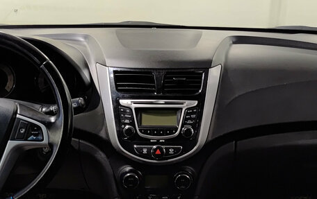 Hyundai Solaris II рестайлинг, 2012 год, 664 000 рублей, 15 фотография
