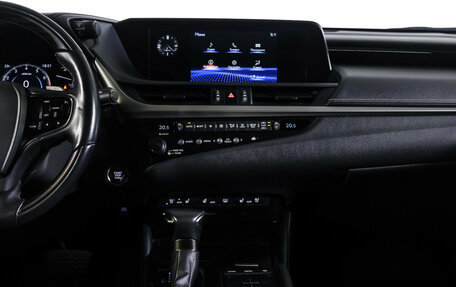 Lexus ES VII, 2020 год, 3 990 000 рублей, 13 фотография
