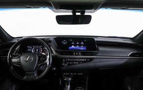 Lexus ES VII, 2020 год, 3 990 000 рублей, 14 фотография