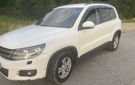 Volkswagen Tiguan I, 2012 год, 850 000 рублей, 3 фотография