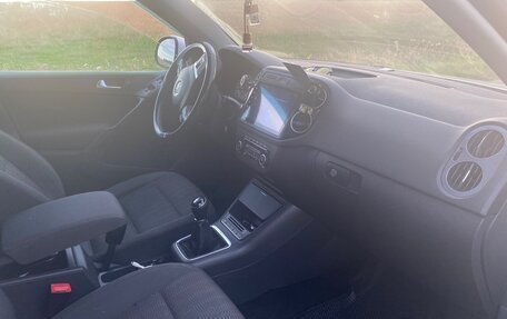 Volkswagen Tiguan I, 2012 год, 850 000 рублей, 10 фотография