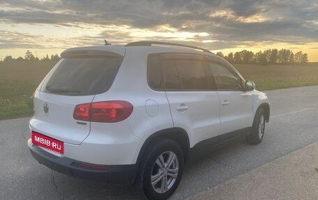 Volkswagen Tiguan I, 2012 год, 850 000 рублей, 4 фотография