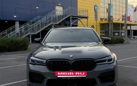 BMW 5 серия, 2021 год, 5 100 000 рублей, 2 фотография