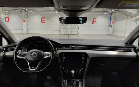 Volkswagen Passat B8 рестайлинг, 2020 год, 3 000 000 рублей, 14 фотография