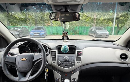 Chevrolet Cruze II, 2012 год, 700 000 рублей, 10 фотография