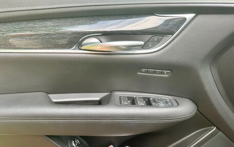 Cadillac XT5 I рестайлинг, 2022 год, 4 500 000 рублей, 23 фотография