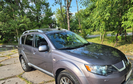 Mitsubishi Outlander III рестайлинг 3, 2008 год, 1 050 000 рублей, 6 фотография