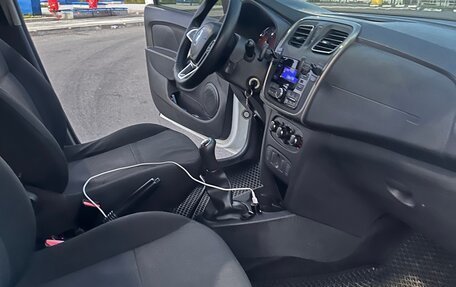 Renault Logan II, 2020 год, 810 000 рублей, 18 фотография