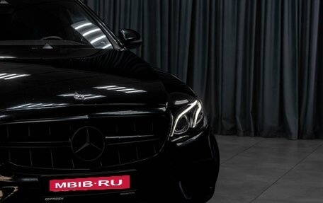 Mercedes-Benz E-Класс, 2018 год, 3 699 000 рублей, 9 фотография