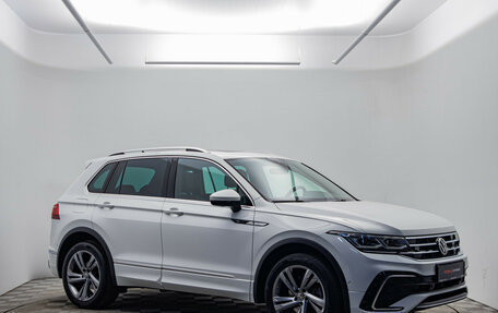 Volkswagen Tiguan II, 2021 год, 3 490 000 рублей, 3 фотография