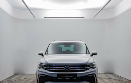 Volkswagen Tiguan II, 2021 год, 3 490 000 рублей, 2 фотография