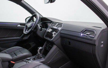 Volkswagen Tiguan II, 2021 год, 3 490 000 рублей, 9 фотография