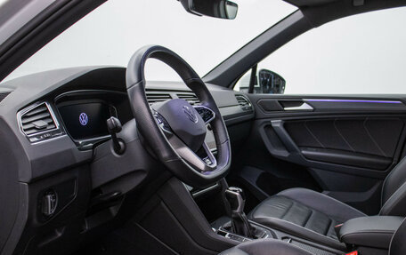 Volkswagen Tiguan II, 2021 год, 3 490 000 рублей, 10 фотография