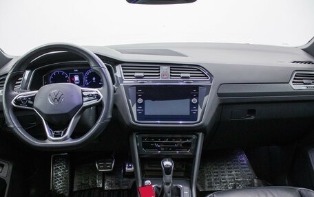 Volkswagen Tiguan II, 2021 год, 3 490 000 рублей, 13 фотография