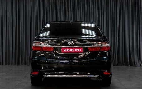 Toyota Camry, 2017 год, 2 359 000 рублей, 4 фотография