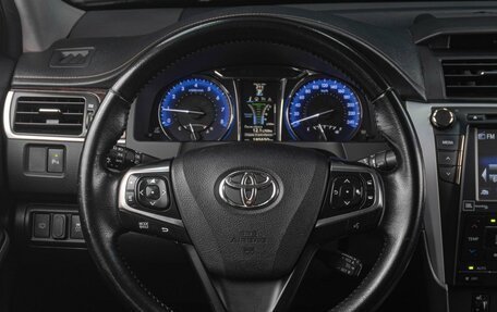 Toyota Camry, 2017 год, 2 359 000 рублей, 20 фотография