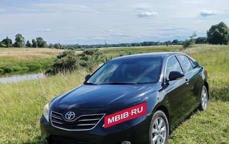 Toyota Camry, 2011 год, 1 460 000 рублей, 2 фотография