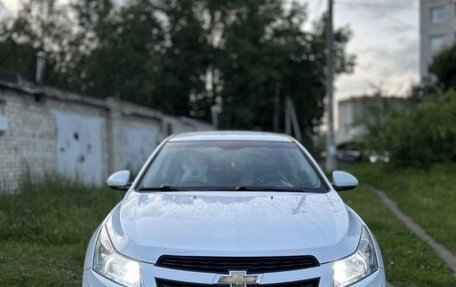 Chevrolet Cruze II, 2013 год, 690 000 рублей, 7 фотография