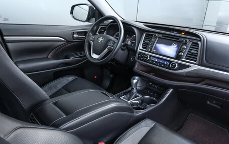 Toyota Highlander III, 2019 год, 3 698 000 рублей, 10 фотография