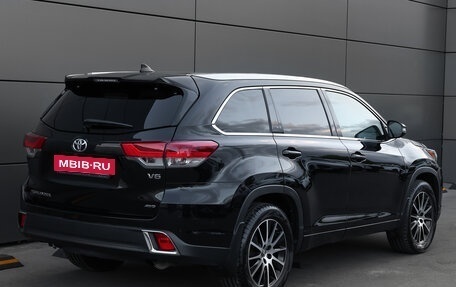 Toyota Highlander III, 2019 год, 3 698 000 рублей, 5 фотография