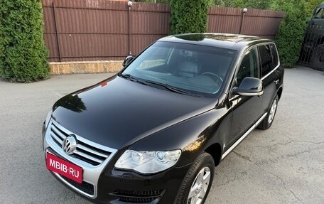 Volkswagen Touareg III, 2008 год, 950 000 рублей, 2 фотография