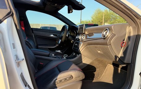 Mercedes-Benz CLA AMG, 2014 год, 2 790 000 рублей, 40 фотография