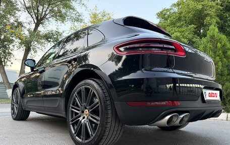 Porsche Macan I рестайлинг, 2014 год, 2 350 000 рублей, 19 фотография